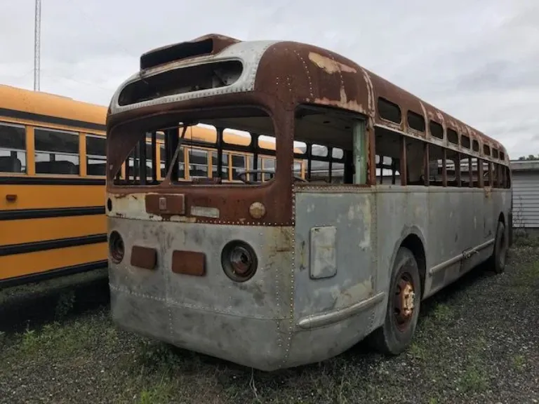 1947 GM TDH3610 Transit Bus