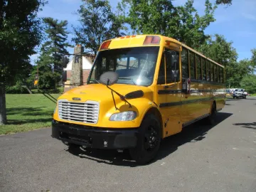 2013 Thomas Freightliner C2 Saf-T-Liner