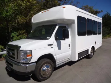 2025 Ford E350 Starcraft Allstar
