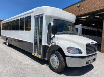 2025 Freightliner Glaval Legacy
