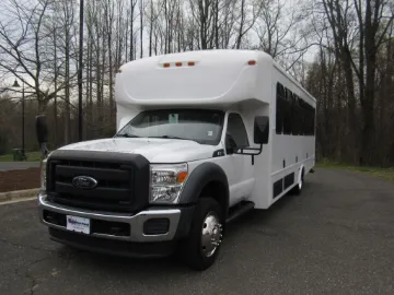 2013 Ford F550 Starcraft Allstar