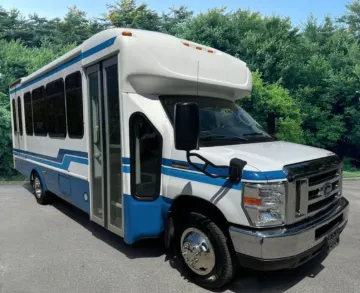 2017 Ford E450 Super Duty