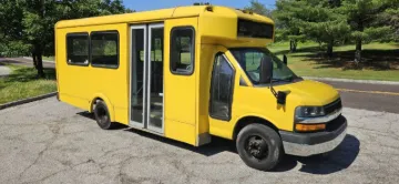 2014 Chevrolet 4500 Shuttle Bus