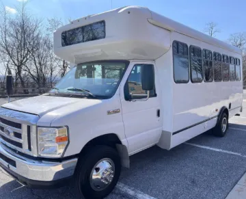 2018 Ford E450 Shuttle Bus