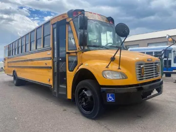 2011 Freightliner Thomas Wheelchair Bus