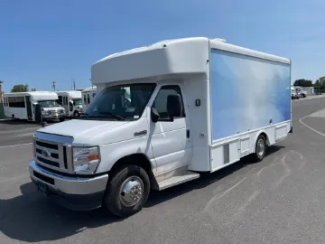 2021 Ford E450 Mobile Clinic