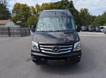 2016 Mercedes Benz 3500 Van