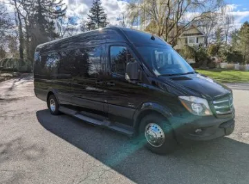 2015 Mercedes Benz 3500 Van
