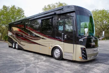 2013 Spartan K3 Newmar King Aire 4584 Conversion