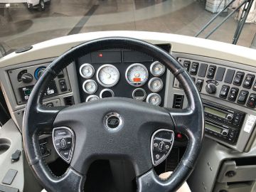 10966-7.jpg