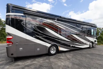 2016 Tiffin Allegro Bus 37AP Motorcoach
