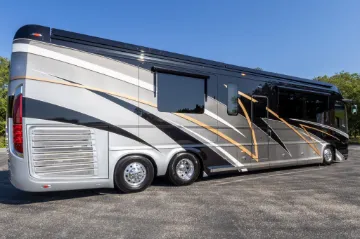 2019 Newell P50 Motorcoach