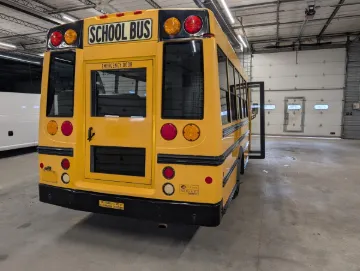 51405-12.webp