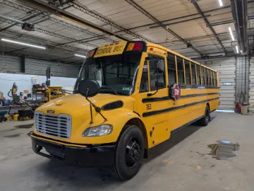 2015 Thomas FREIGHTLINER