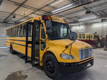 2015 Thomas FREIGHTLINER