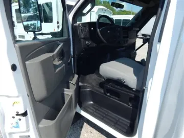 2016 Chevrolet G4500 Goshen 15P