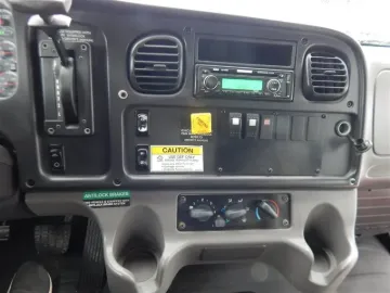 2016 Freightliner Goshen 36P