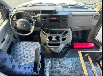 2016 Ford E-350 14P ADA