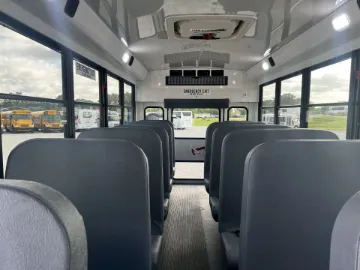 2024 Ford T-350HD Collins 14P