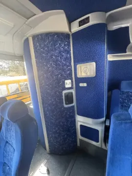 2016 MCI J4500 56P Coach
