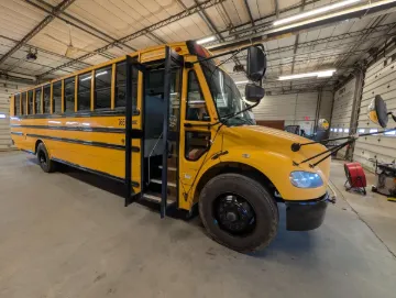 2015 Thomas 72P School Bus
