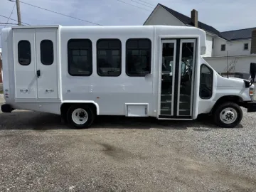 Picture of 2025 Ford E-350 ADA Shuttle Bus