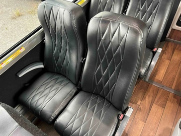 Picture of 2012 MCI J4500 Coach Bus