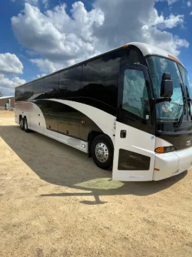 Picture of 2009 MCI J4500 Coach Bus