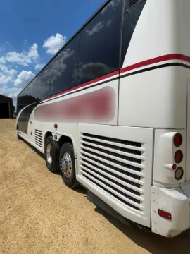 Picture of 2009 MCI J4500 Coach Bus