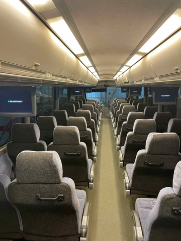 Picture of 2009 MCI J4500 Coach Bus