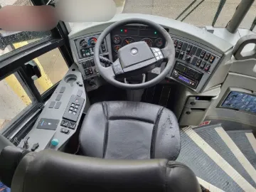 Picture of 2005 MCI J4500 Coach Bus