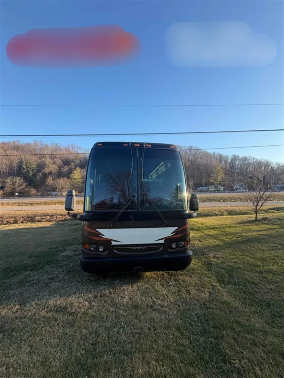 Picture of 2007 Prevost H 3-45 Coach Bus