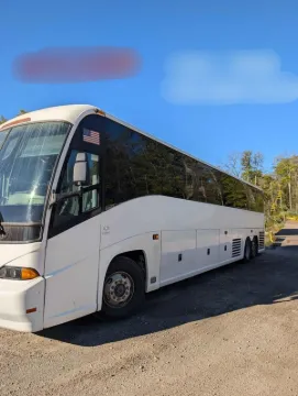 Picture of 2007 MCI J4500 Coach Bus