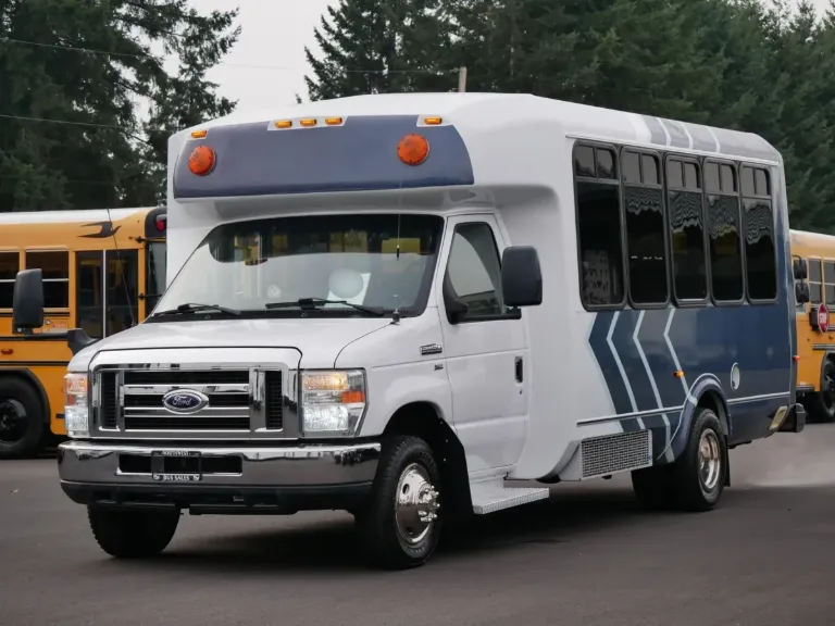 Picture of 2014 ElDorado Aerotech ADA Shuttle Bus