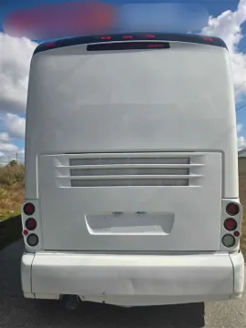 Picture of 2010 MCI J4500 Coach Bus