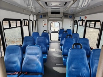 Picture of 2015 Ford E450 Starcraft Shuttle Bus