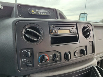 Picture of 2015 Ford E450 Starcraft Shuttle Bus