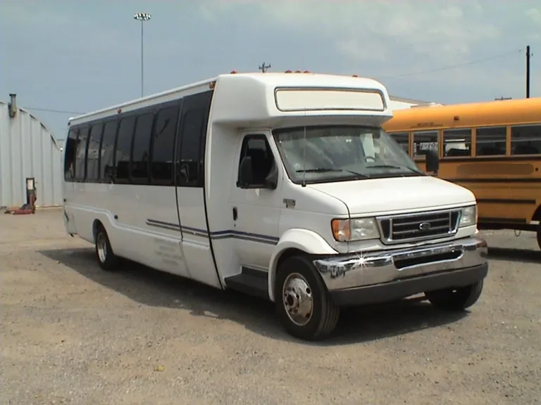 Picture of 2003 Ford E550 Krystal Shuttle Bus