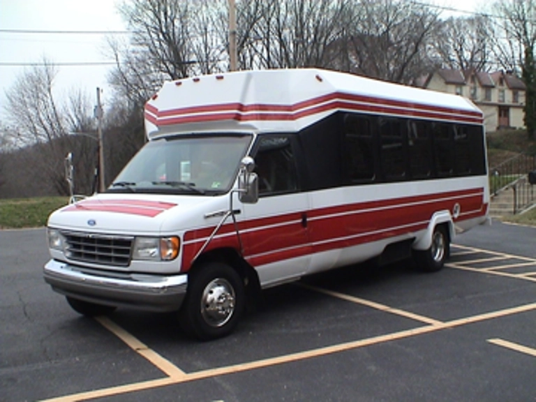 Picture of 1992 Ford E450 Eldorado Shuttle Bus