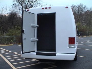Picture of 2005 Ford E450 Krystal Shuttle Bus
