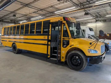 2015 Thomas 72P School Bus