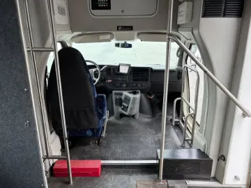 2015 Chevrolet 20P Shuttle