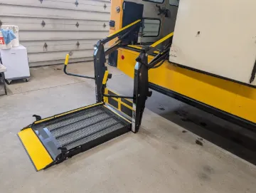 2018 International CE 51P ADA