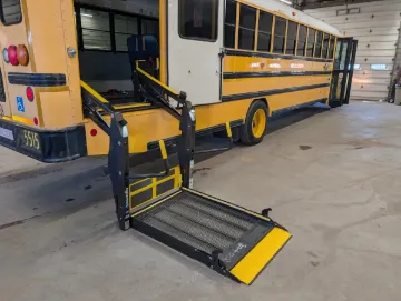 2018 International CE 51P ADA