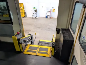 2018 International CE 51P ADA