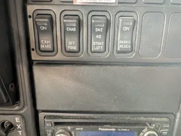 2017 International CE 77P