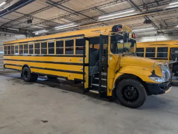 2017 IC BUS