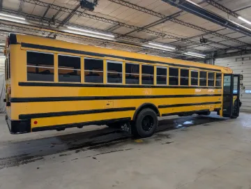 2017 IC BUS