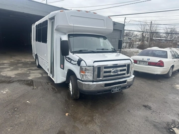 Picture of 2017 Ford E-450 ADA Shuttle Bus