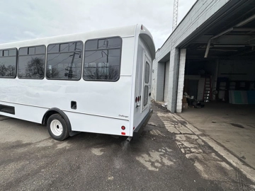 Picture of 2017 Ford E-450 ADA Shuttle Bus